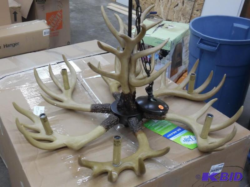 CASTLECREEK 6-light Antler Chandelier