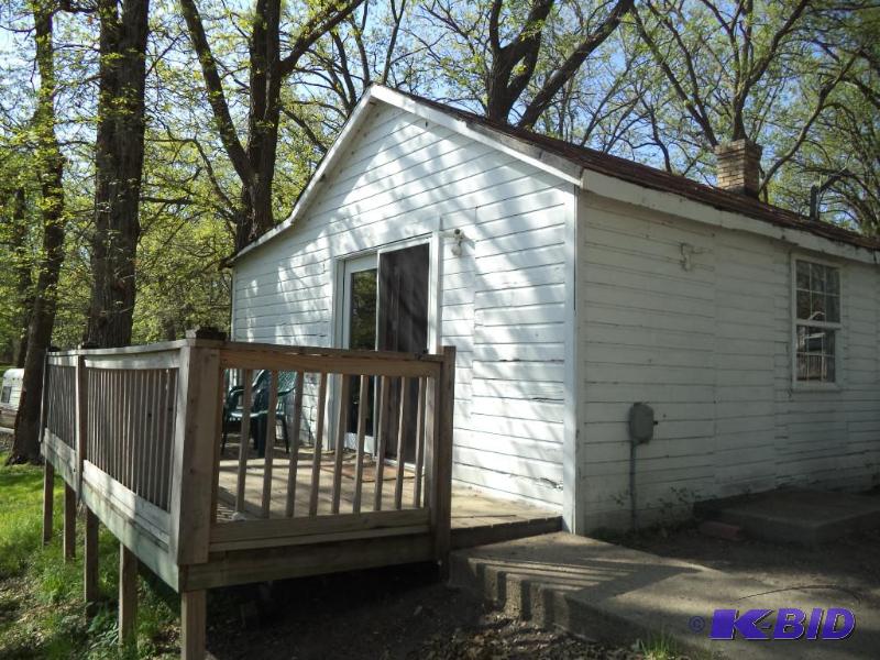 Cabin Rentals at Big Pine Lodge in Perham MN. KBID