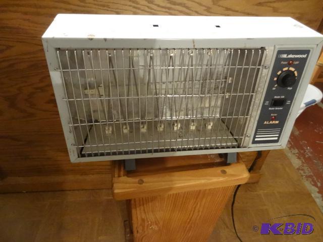 Lakewood electric heater....