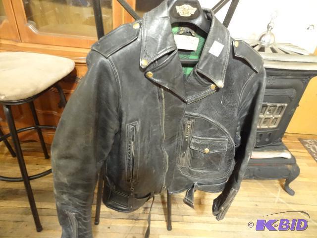 Hercules Leather jacket. Size 40...