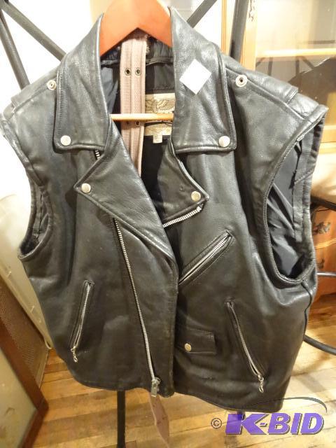 Open road leather vest. Size 40...