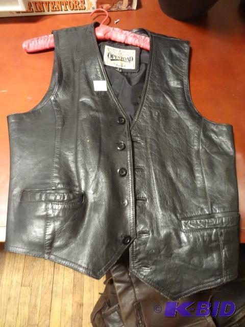 Open road leather vest. Large...