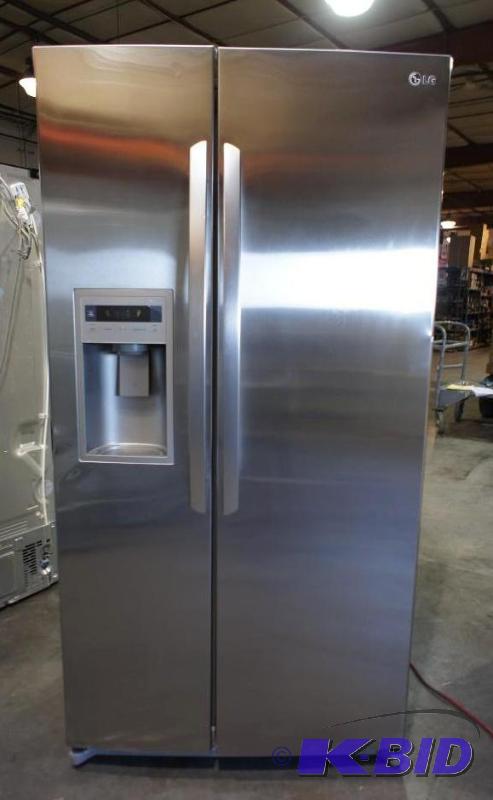 lot 4 image: New LG Refrigerator - Model # (LSC27925ST) - ...