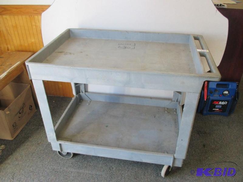 rubbermaid utility cart...