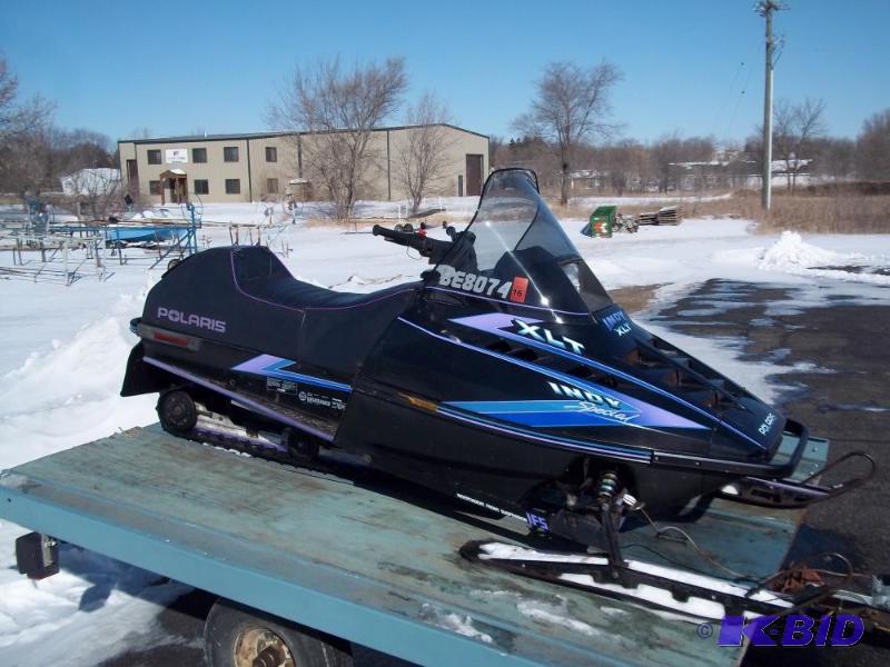 1993 Polaris Snowmobile   Indy XLT SP,  600 c...