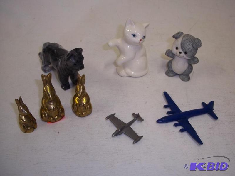 Rabbit figurines, Wolf, cat and toy miniature...