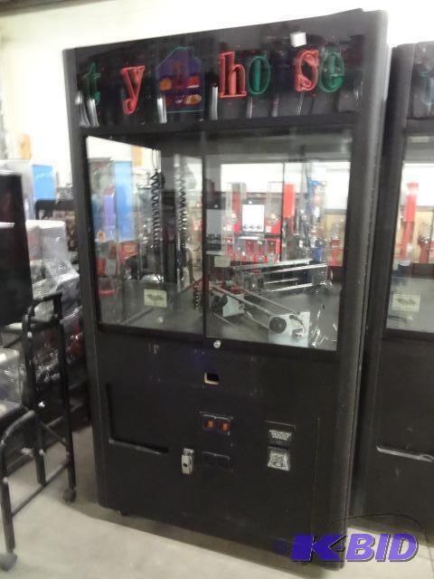 lot 1 image: Rainbow skill crane. Dollar bill acceptor may...