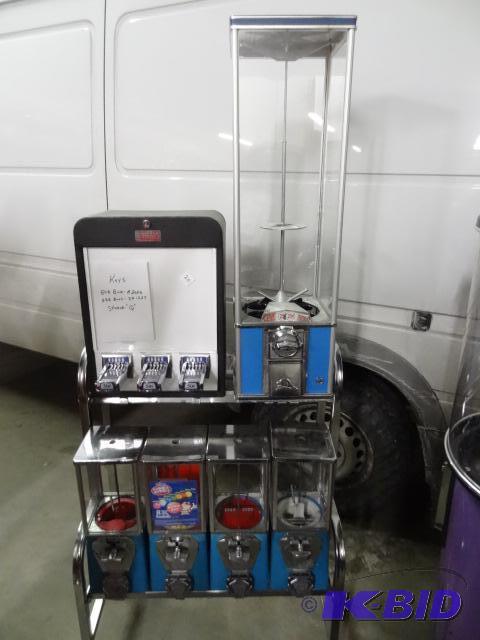 lot 20 image: Bulk rack. 3 sticker and 5 bulk. No keys...
