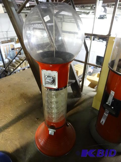 lot 31 image: Spiral gumball machine. No lid. No keys...