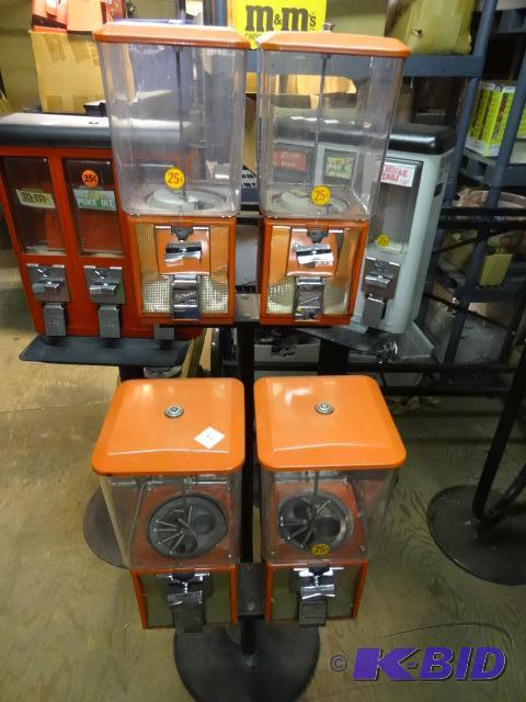 lot 34 image: Eagle northwestern 4 bulk rack. No keys...
