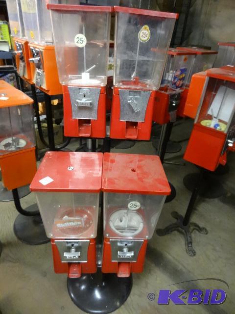 lot 36 image: Eagle northwestern 4 bulk rack. No keys...