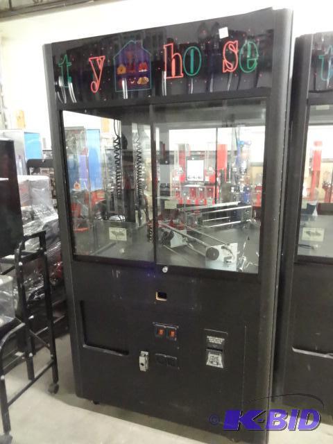 lot 4 image: Rainbow skill crane. Dollar bill acceptor may...