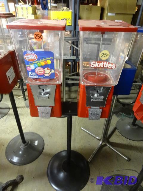 lot 40 image: Eagle northwestern 2 bulk rack. No keys...