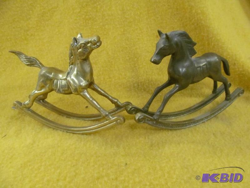 Figurines