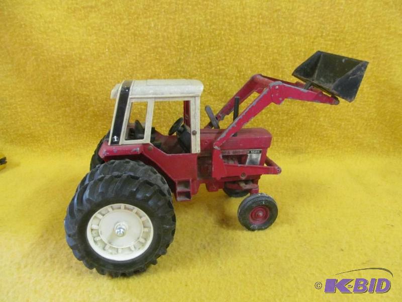Tractor