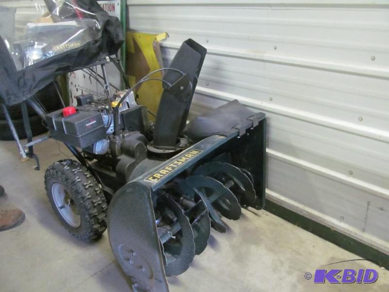 Snow blower