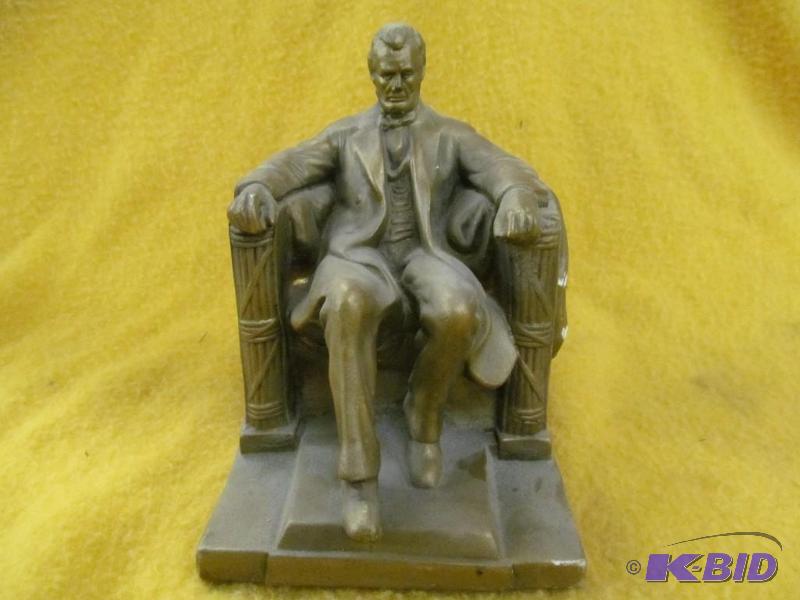 Figurine