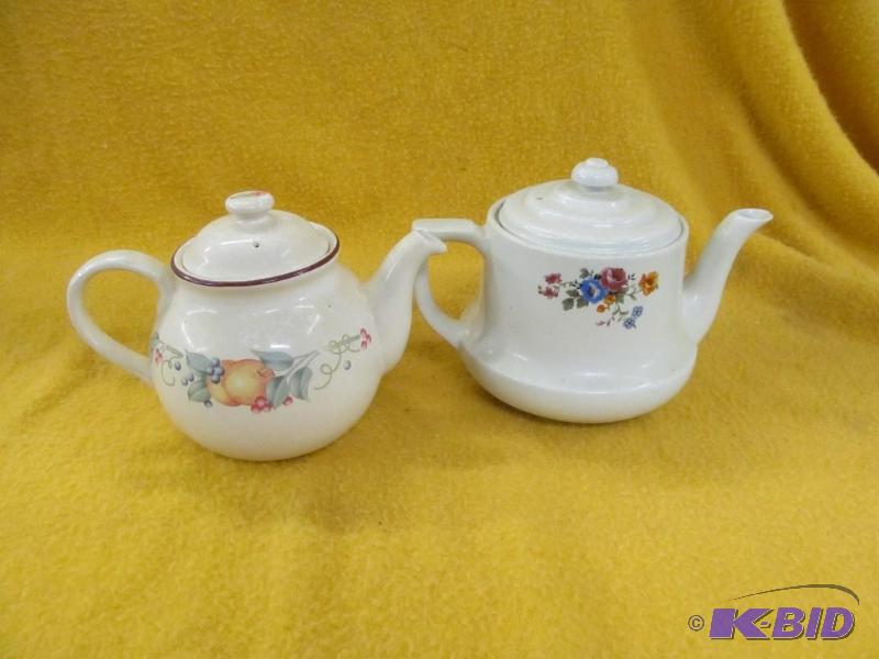 Tea pots