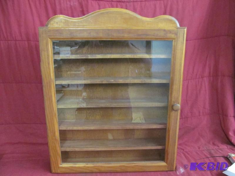 display case