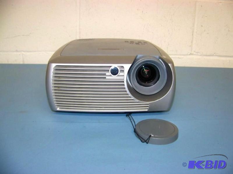 lot 17 image: InFocus, X2, DLP Projector