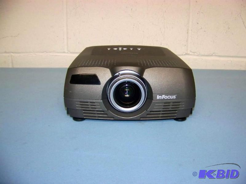 lot 18 image: InFocus, LP280, LCD Projector