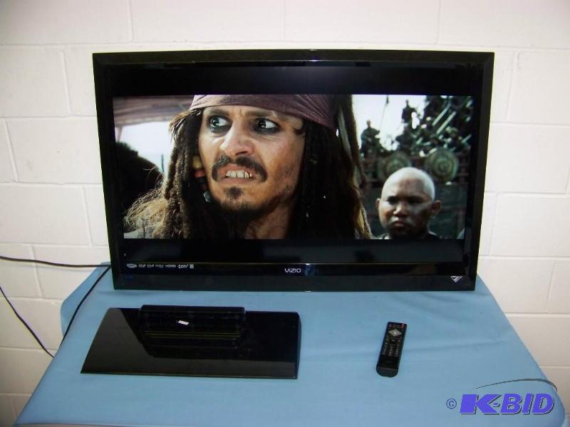 lot 5 image: Vizio, 42, Liquid Crystal Display (LCD), HDTV with Remote Control and Stand