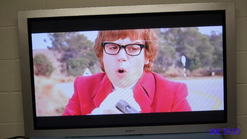 lot 7 image: Sony, 50 Professional Plasma Flat Panel Television  Monitor