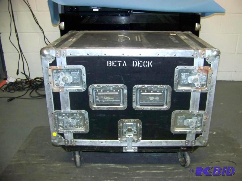 lot 70 image: Anvil Cases, Hard Sided, Rack Rails Inside, Travel  Shipping Case on wheels