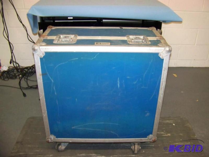 lot 74 image: Viking Cases, Hard Sided, Padded Inside, Travel  Shipping Case on wheels