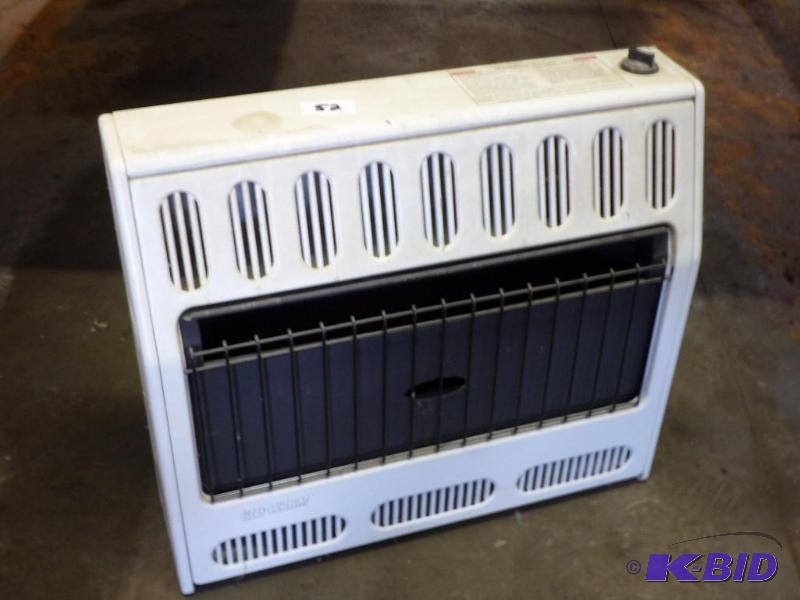lot 52 image: 30000 BTU Natural Gas Garage Heater...