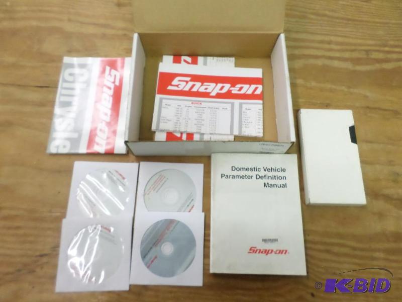 lot 56 image: Lot Of Snap-On User Manuals, Trouble Shooter ...