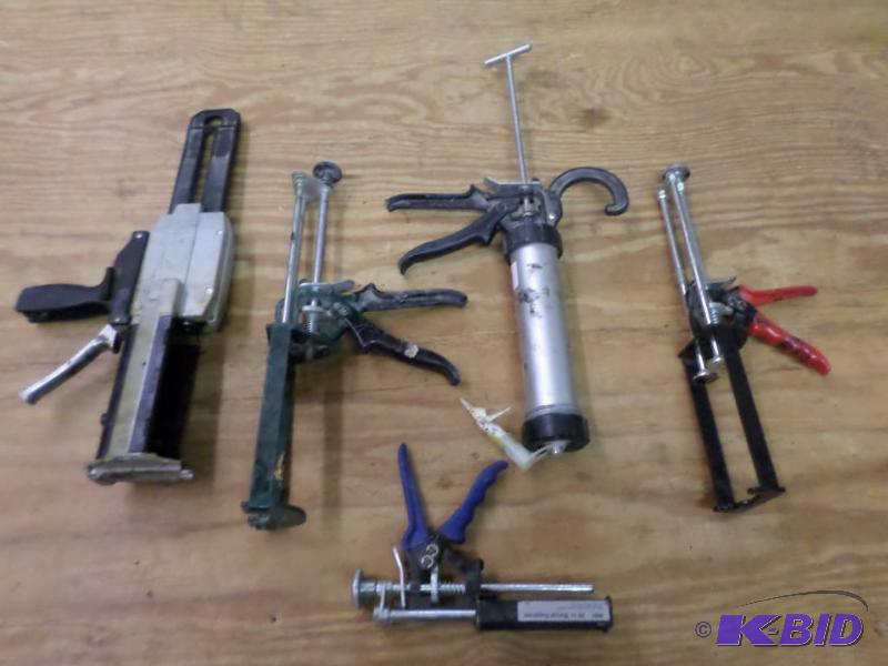 lot 62 image: Lot Of (5) Caulking Guns...