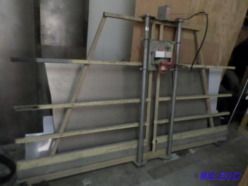 lot 8 image: Safety Speed Mfg. Co. Model L4 Sheet Board Cu...