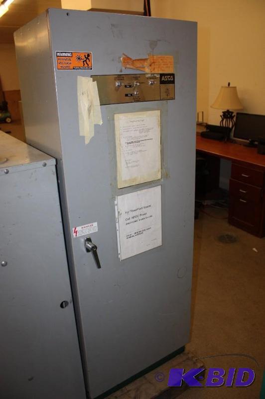 Asco Automatic Switch Co. Control Panel wAutomatic Transfer Switch 208120V 60Hz 800A 1201208.