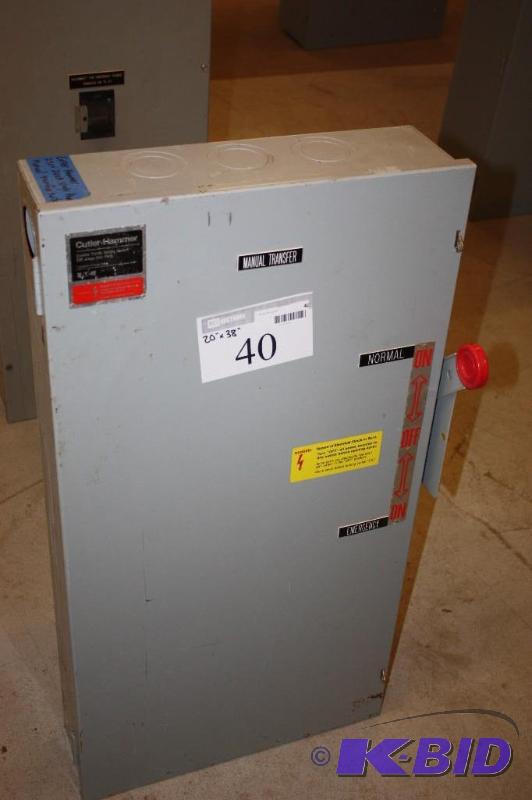 Eaton Cutler-Hammer Double Throw Safety Switch 200A 250V 19 x 38.
