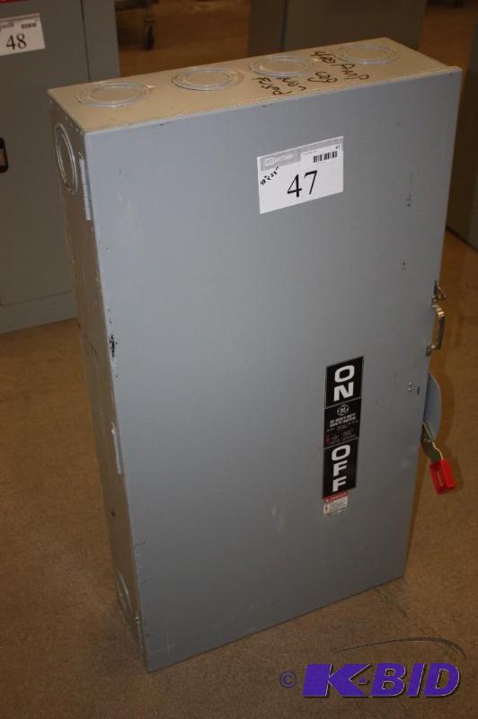 General Electric Heavy Duty Safety Switch Non-Fused 400A 600V 43 x 23.