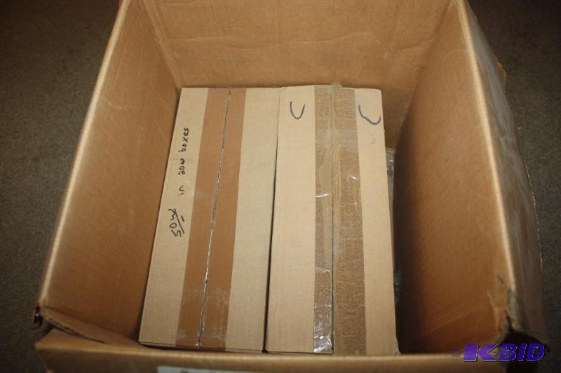 Box Lot of (40) Sylvania Halogen Aluminum Reflector 70 20AR70 25 Degress FL 12V 50W.
