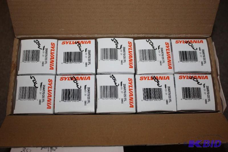 Box Lot of (30) Sylvania Halogen Aluminum Reflector 70 20AR70 25 Degress FL 12V 50W.
