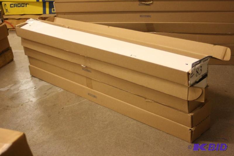 Box Lot of (5) Fluorescent Luminiare Lampe Type T8 Max Watts 32.