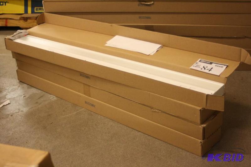 Box Lot of (4) Fluorescent Luminiare Lampe Type T8 Max Watts 32.