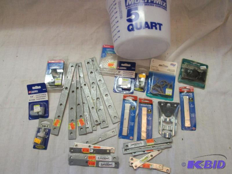 lot 101 image: mixed lot of tools and accessories...