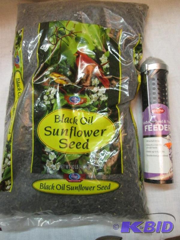 lot 115 image: black oil sunflower seed 10lb bag with perky ...