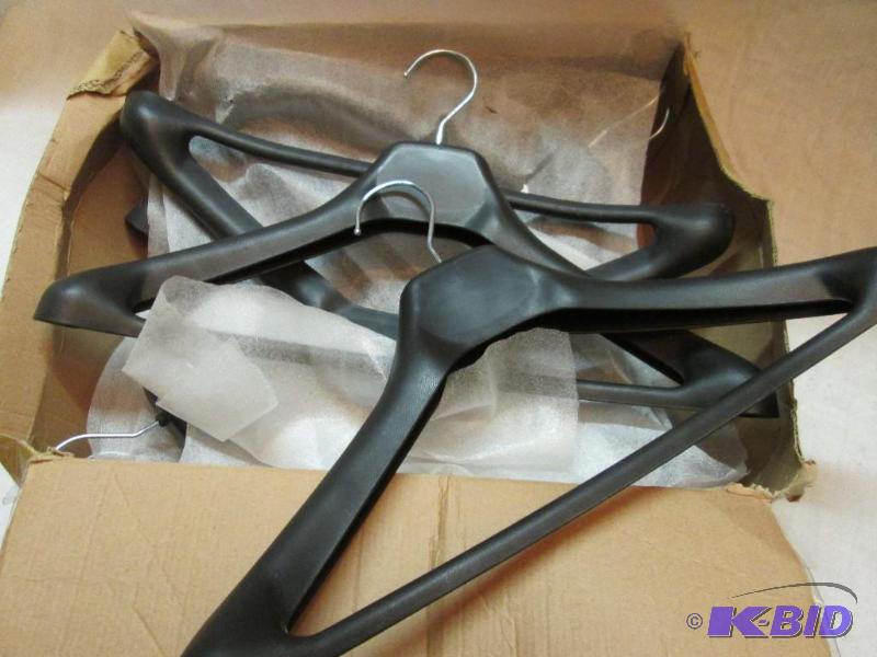 lot 136 image: Safco 8 black one piece hangers...