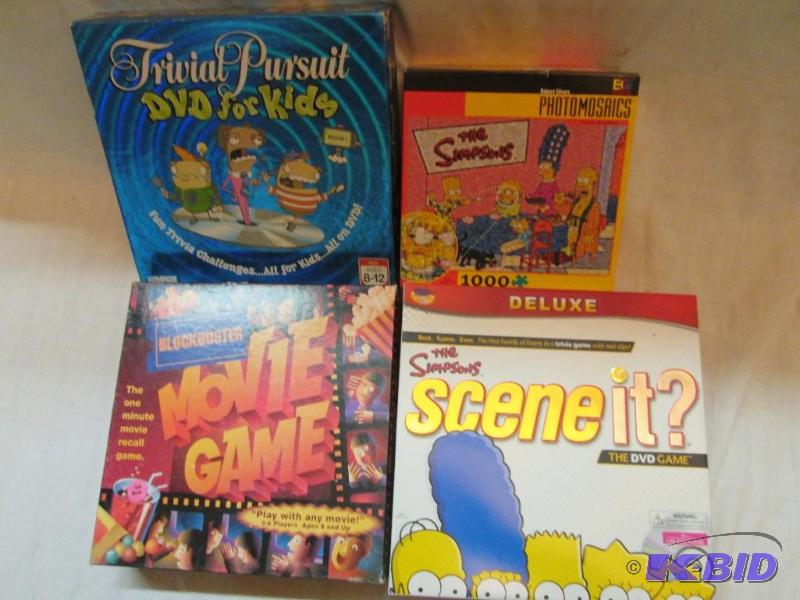 lot 156 image: lot of 4 games scene it, movie game, Trivial...