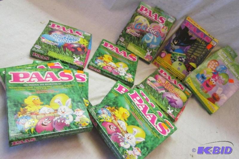 lot 228 image: lot of PAAS egg decorating kits...
