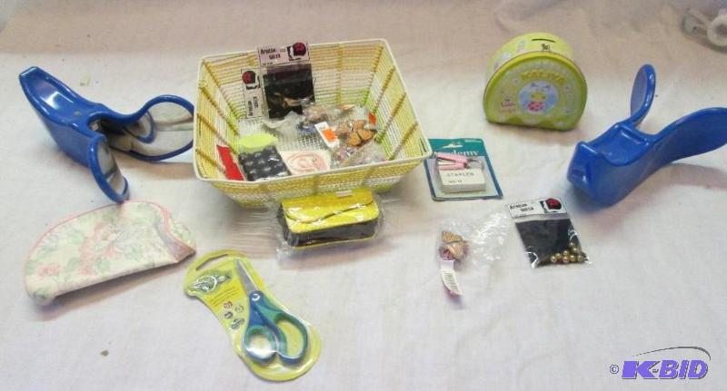 lot 232 image: lot of crafting supplies and leg muscel build...
