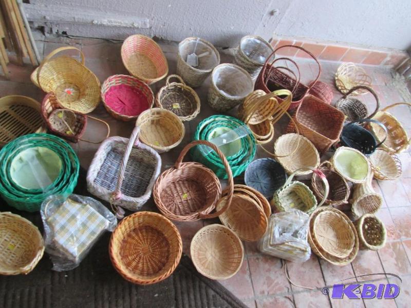 lot 30 image: huge lot of baskets mixed colors, sizes, and ...