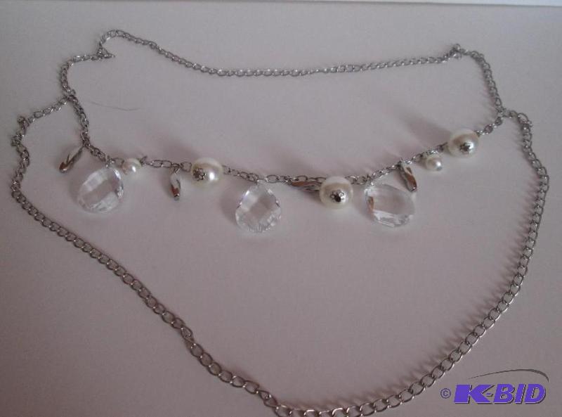 lot 304 image: Sliver chain and pearl and clear necklace...