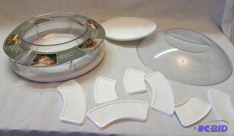 lot 59 image: food divider with snap on covers to keep food...