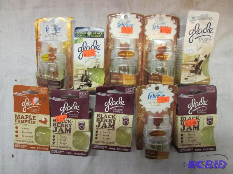 lot 93 image: lof of Glade air freasheners...